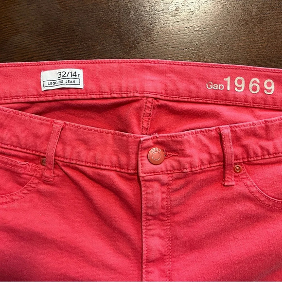 Gap Cropped Legging Jeans Red Peach, Size 32/14r - Picture 5 of 5